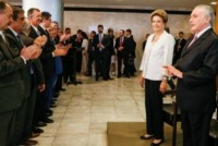 Dilma anuncia reforma administrativa com redução de 8 ministérios