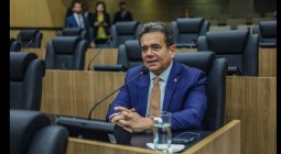 Henrique Pires comemora maior conjunto habitacional da história de Batalha