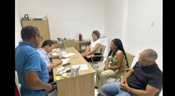 Prefeito de Urucuí empossa novos servidores concursados