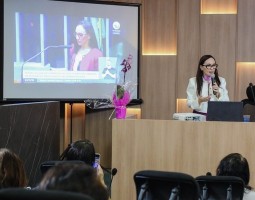Servidoras da Alepi participam de encontro com palestras educativas