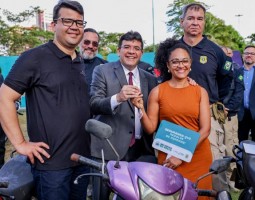Governo do Piauí devolve 42 veículos roubados e chega a 300 recuperados em um ano, enfraquecendo rede de crime