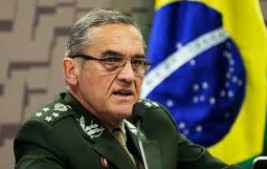 EX-COMANDANTE DO EXÉRCITO