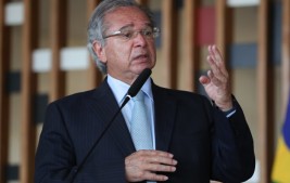 Sem vacina, economia seguirá ameaçada e vulnerável, avalia Paulo Guedes