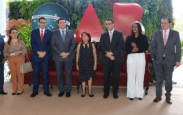 Fides Angélica é homenageada no SALAP