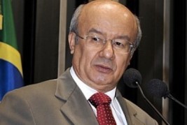 INSS COM EX-MINISTRO JOSÉ PIMENTEL