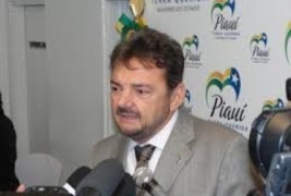 Governador inaugura obras de saneamento no litoral
