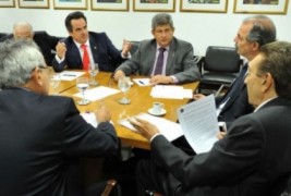 Zé Filho se reúne com ministros e cobra a questão Eletrobras