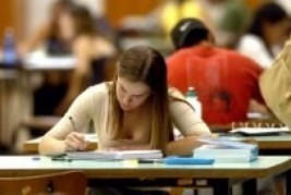 Programa oferta 4,3 mil vagas em cursos presenciais de inglês