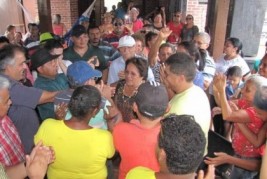 PROFESSORA SOCORRO WAQUIM COMEMORA ANIVERSÁRIO COM GRANDE FESTA