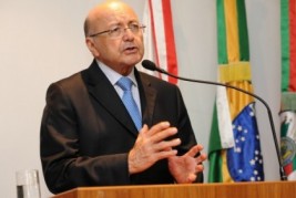 ECONOMISTA MAILSON DA NOBREGA