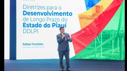 Acadêmicos presentes à conferência do governador sobre o futuro do Piauí
