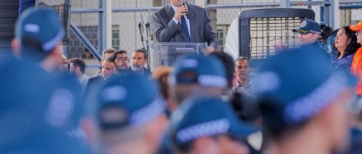 Governo do Piauí investe R$ 24 milhões em armamentos, motocicletas e apresenta novo fardamento da Polícia Militar