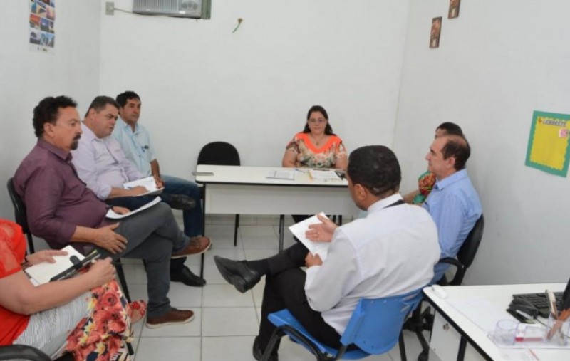 SEMAN discute reunião que apresentará ações de combate às queimadas e incêndios