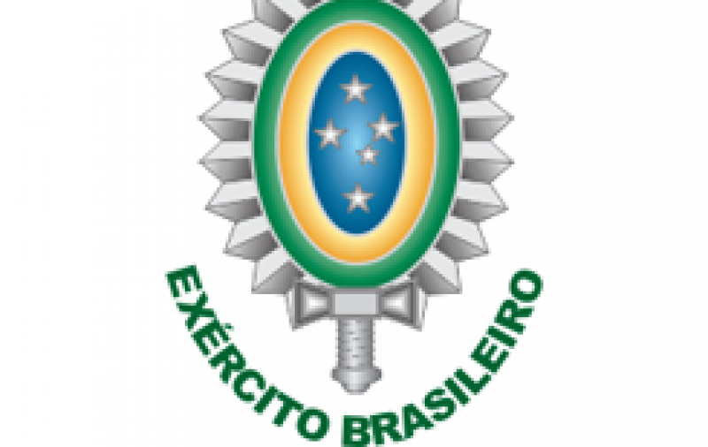 Cerca de 5 mil militares do Exército reforçam operação para conter óleo nas praias