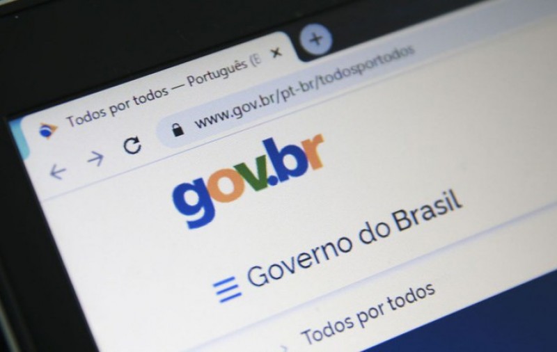 Mais de 900 serviços públicos já são oferecidos de forma digital ao cidadão