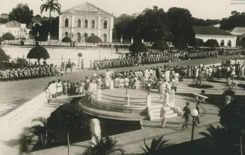 Teresina recebe homenagens da APL e do IHGP pelos seus 169 anos