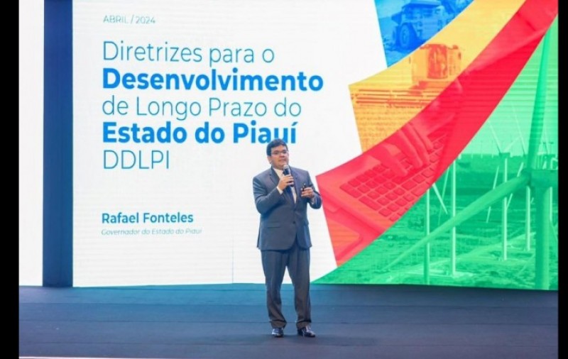 Acadêmicos presentes à conferência do governador sobre o futuro do Piauí